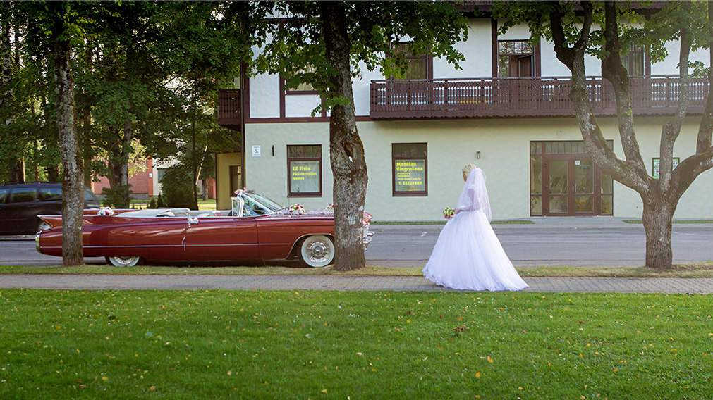 Kāpēc kāzu dienā jāaicina profesionāls fotogrāfs?